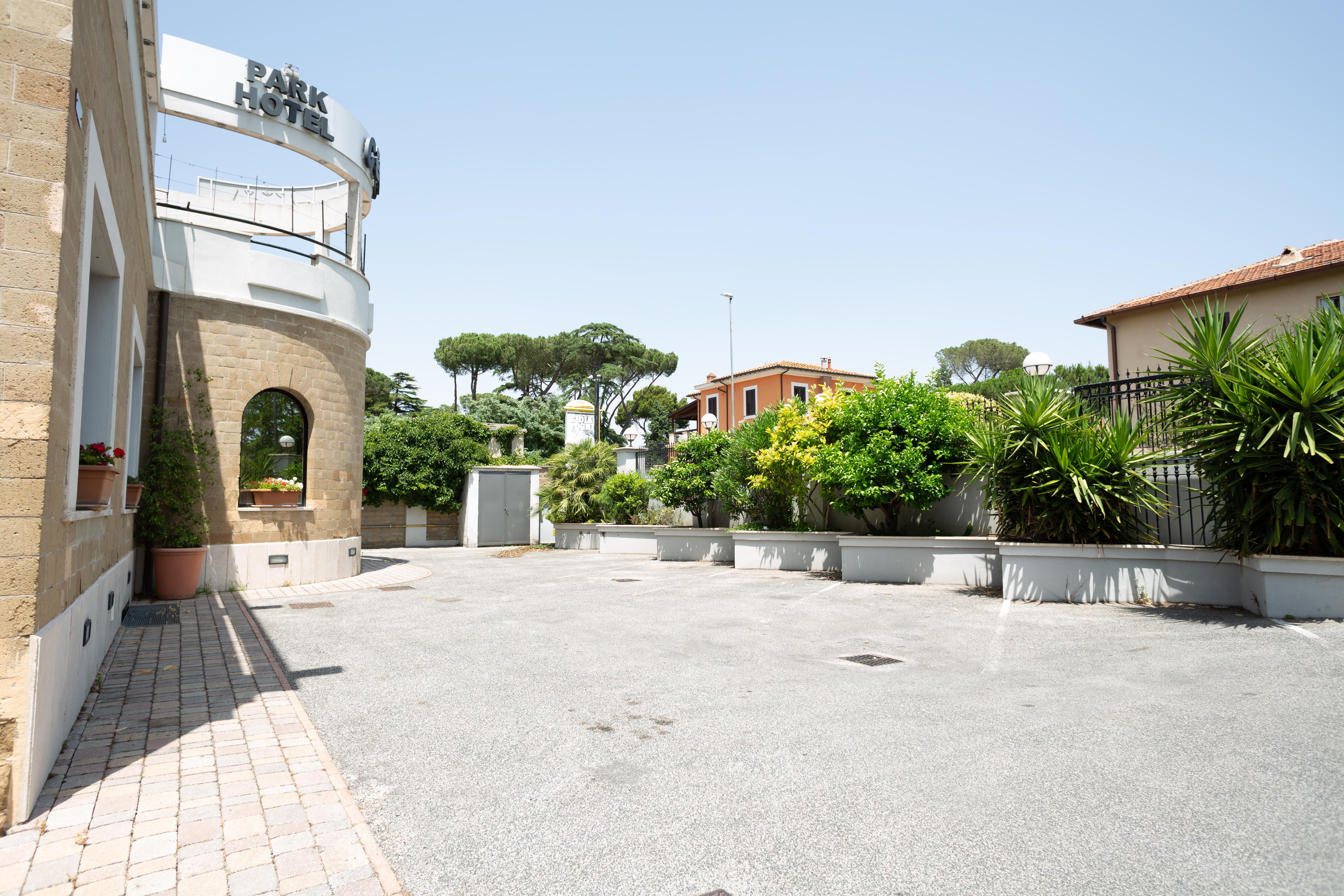 Cervara Park Hotel Рим Екстериор снимка