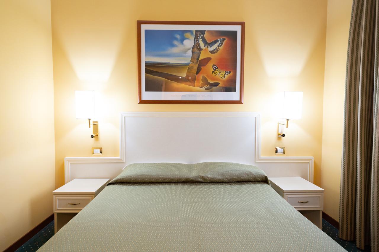 Cervara Park Hotel Рим Екстериор снимка