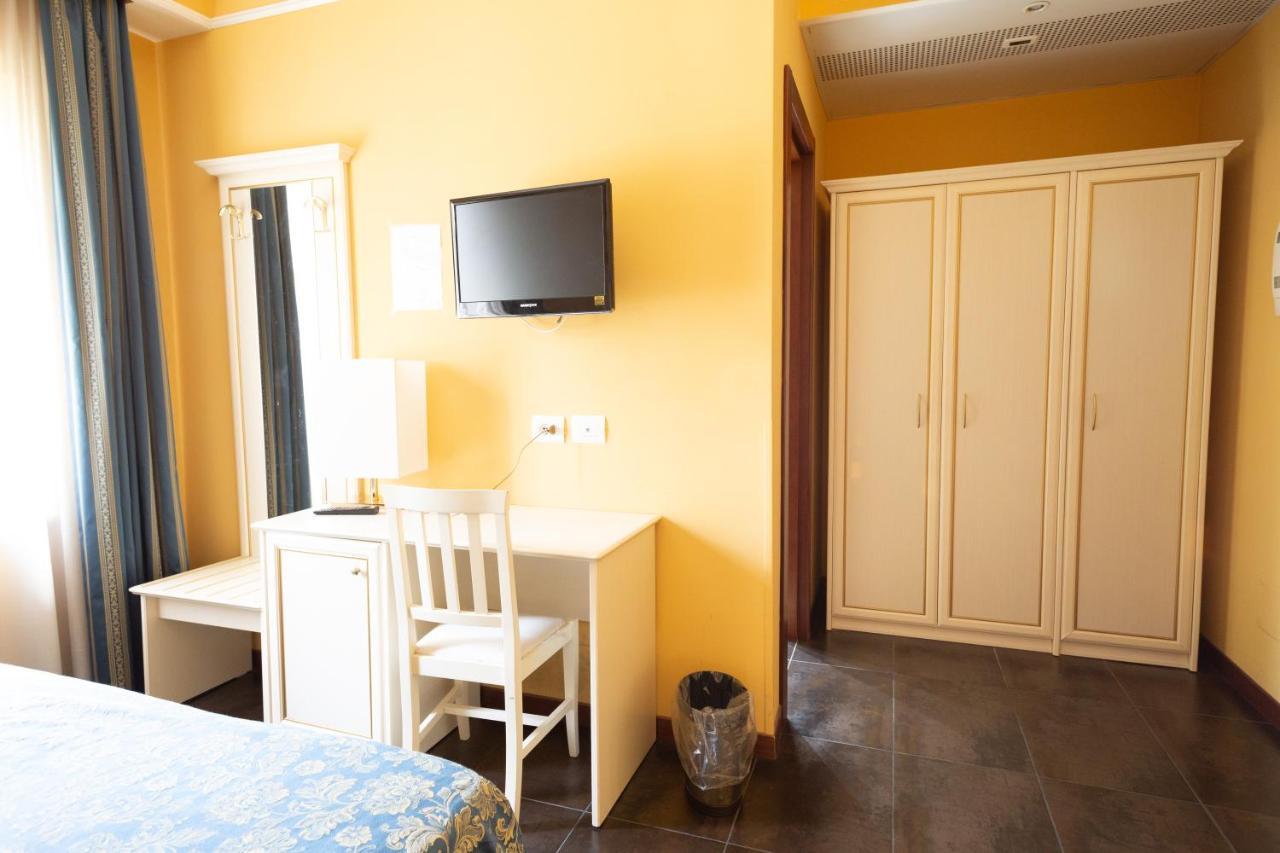 Cervara Park Hotel Рим Екстериор снимка